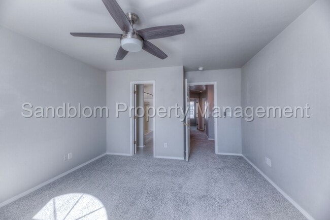 Building Photo - For Lease | Jenks | Available Now!