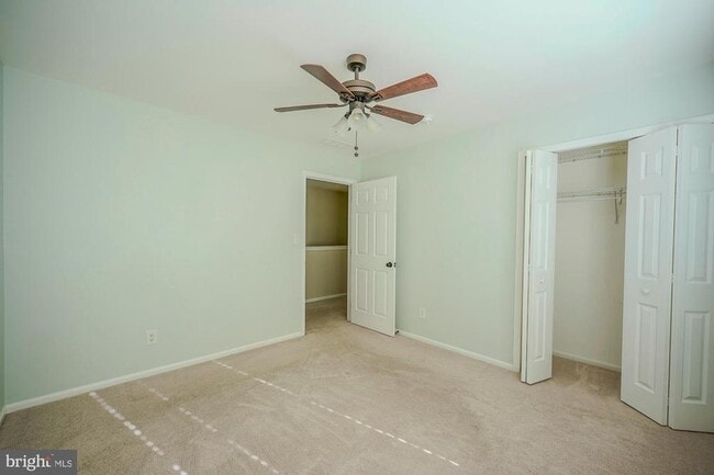 Building Photo - 3908 Grenwich Ln