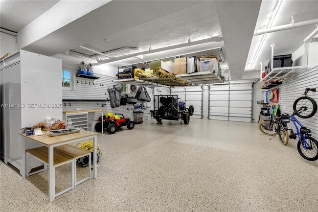 Building Photo - 13671 Deering Bay Dr