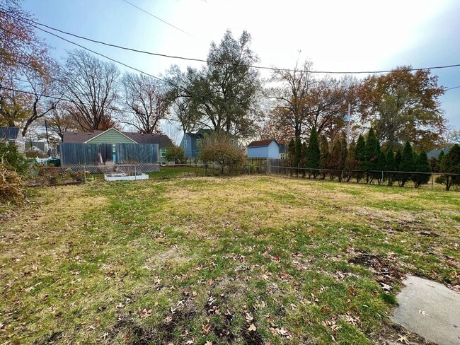 Building Photo - COMING SOON: This Great Home in Roeland Pa...
