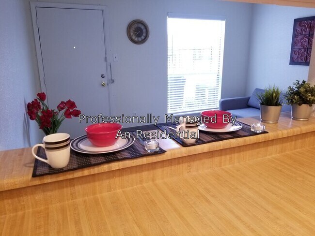 Building Photo - 3580 S M L King Jr Pkwy