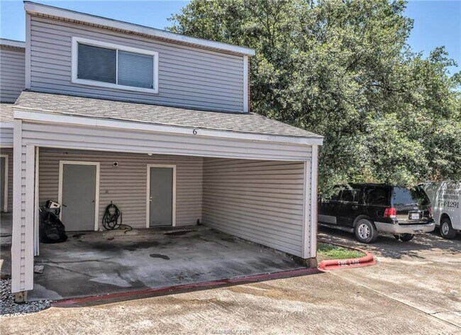 Building Photo - 1500 Olympia Way