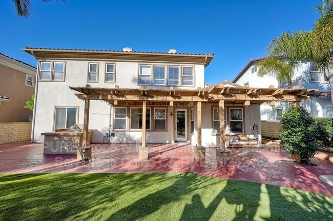 Building Photo - 13073 Dressage Ln