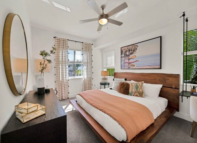 Building Photo - 10510 NW 78th St