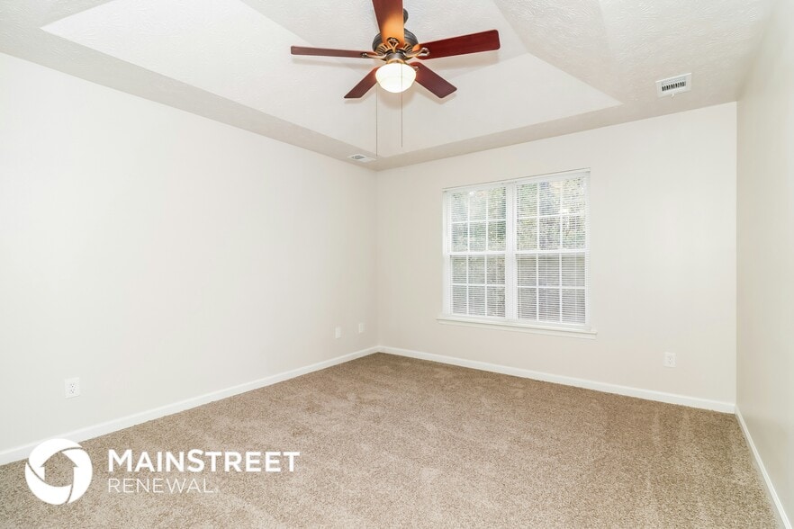 Building Photo - 129 Rosewood Dr