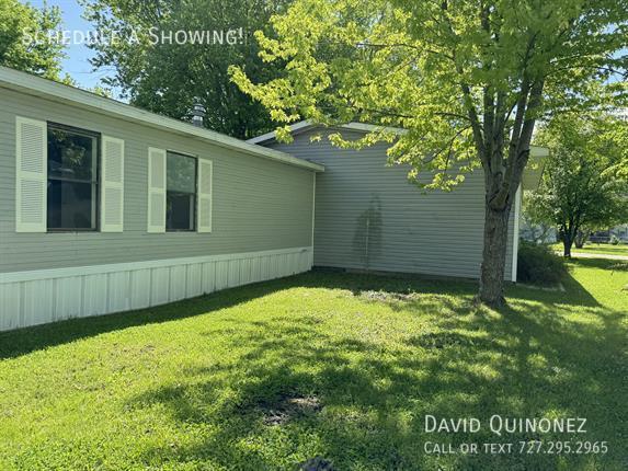 Building Photo - 116 Primrose Ln