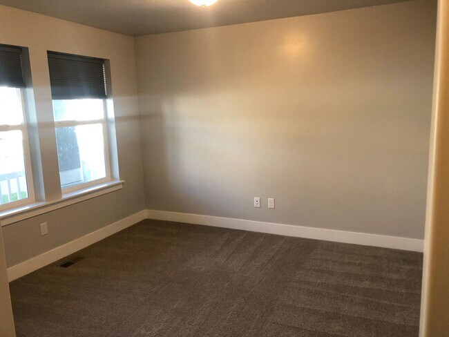 Building Photo - 3929 W 1800 N