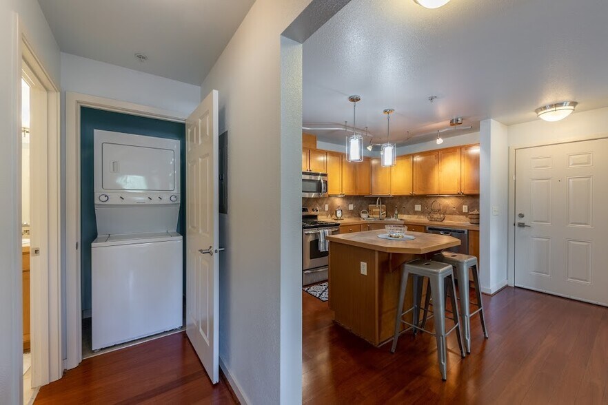 Building Photo - 13203 97th Ave E