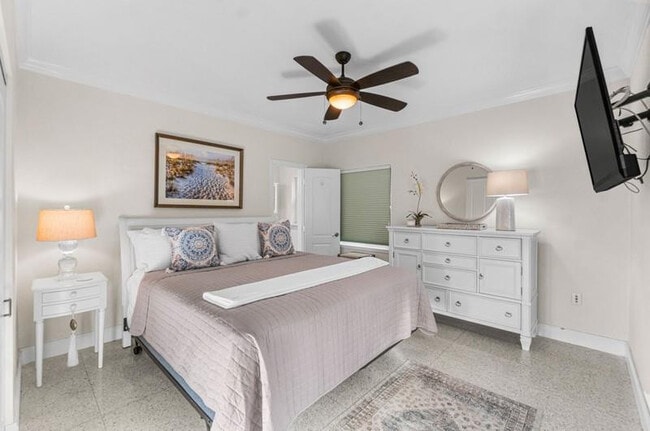 Building Photo - 3310 NE 18th St