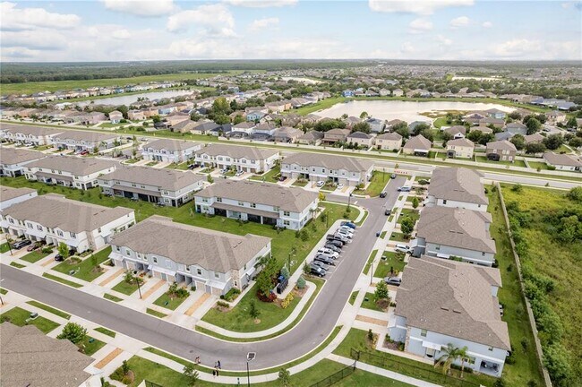 Building Photo - 14302 Editors Note St