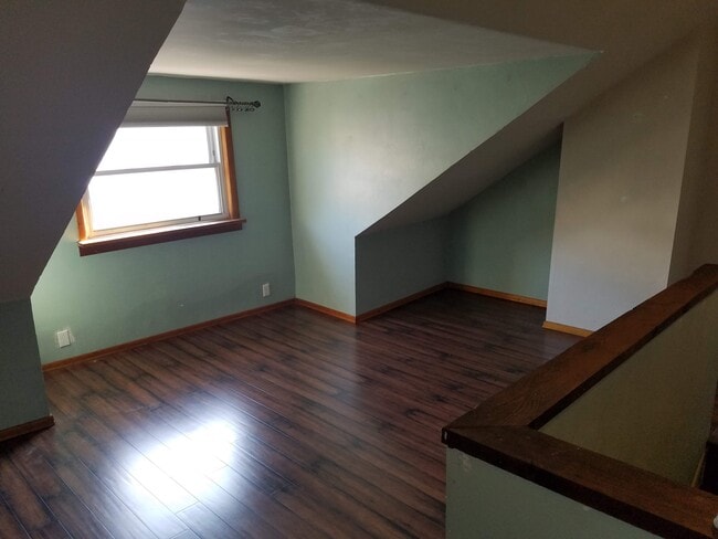 Building Photo - 4906 Sciota St