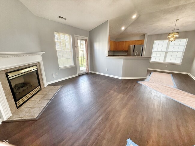 Building Photo - 1050 Wild Ivy Trail