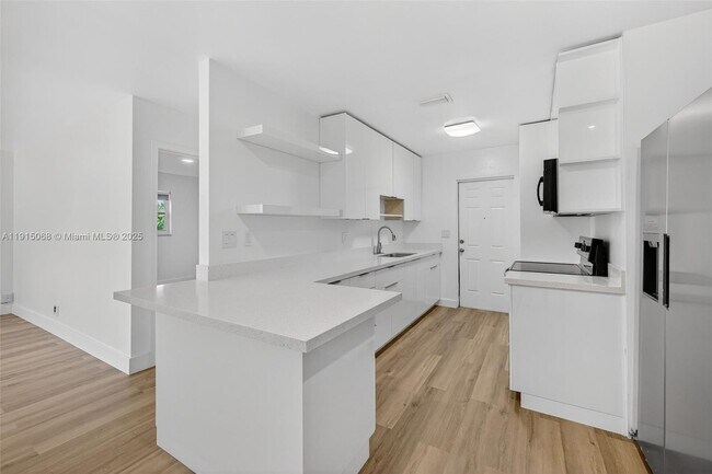 Building Photo - 11301 NW 39th St