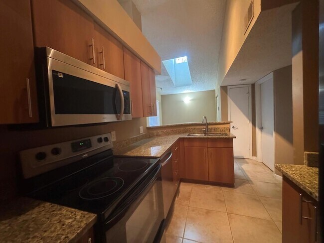 Building Photo - 1165 Crystal Way