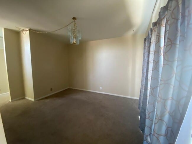 Dining room - 2202 Grinnell Dr