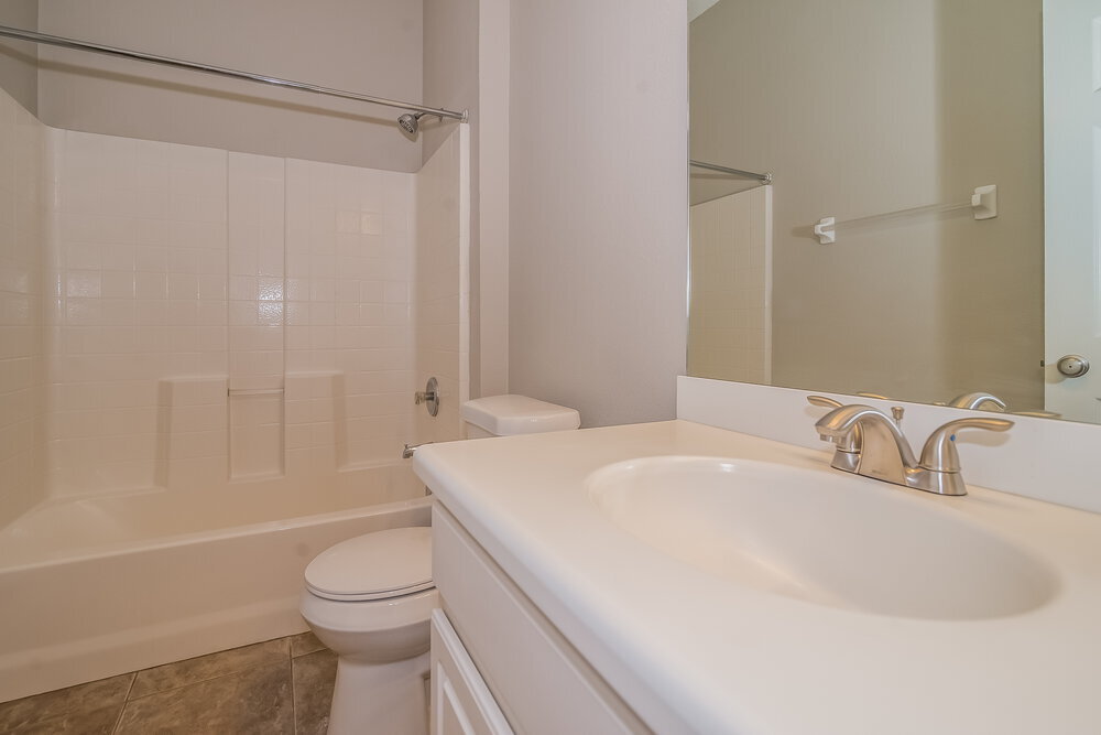 Building Photo - 2109 S Cranbrook Ave