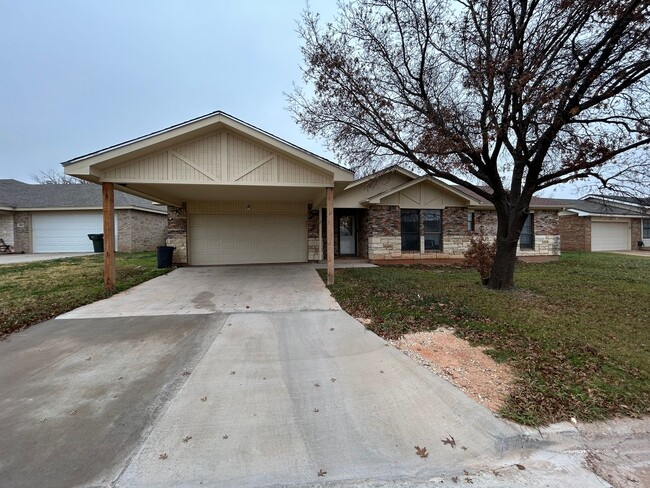 Building Photo - Fully remodeled 3 bedroom home in Wylie!!