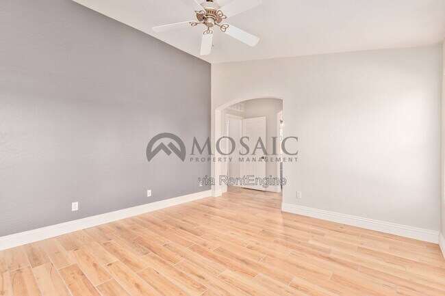 Building Photo - 3381 E Flamingo Ct
