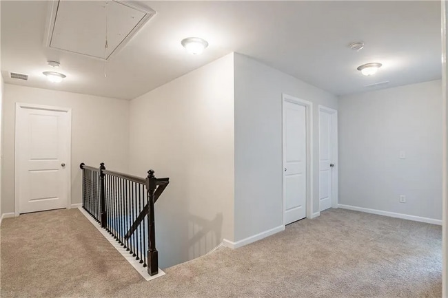 Building Photo - 3443 Woodshade Dr
