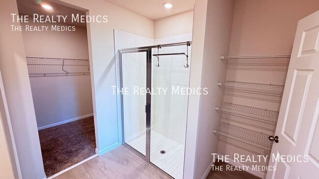 Building Photo - 702 Alta Vista Ct