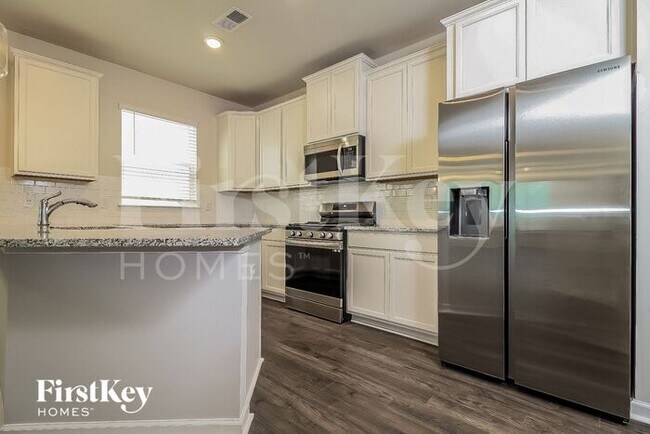 Building Photo - 310 Ashborne Lane