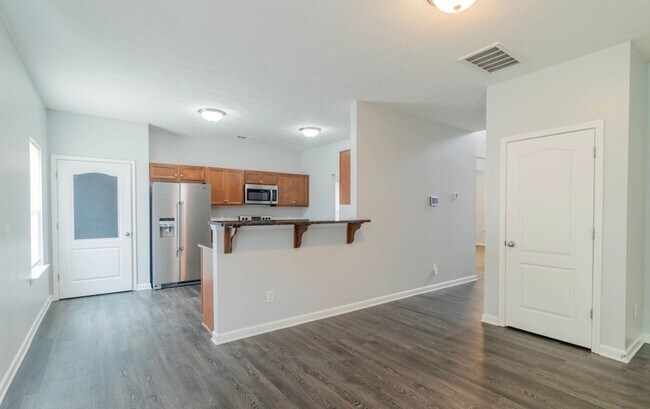 Building Photo - BEAUTIFUL HOME COMING SOON!