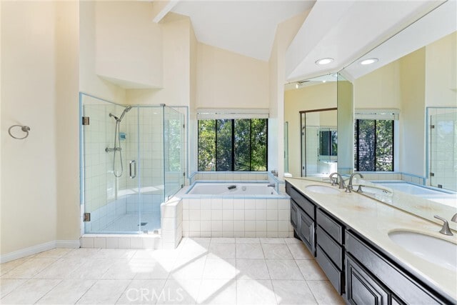 Building Photo - 15360 Metropol Dr
