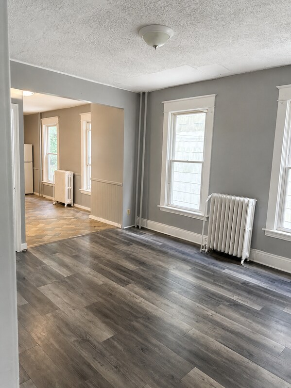 Building Photo - 86 Woodlawn Ave