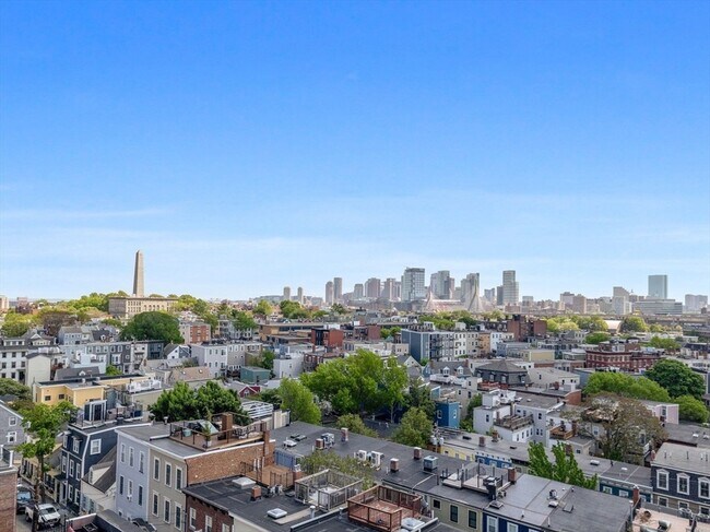 Building Photo - 284 Bunker Hill St