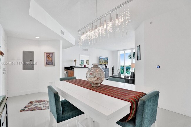 Building Photo - 7900 Harbor Island Dr