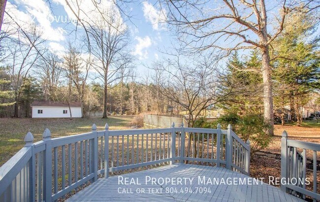 Building Photo - 4042 Novum Rd