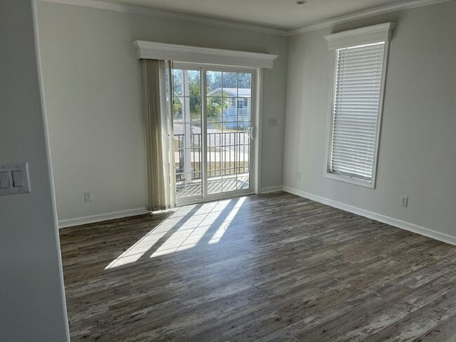 Building Photo - 1662 Coralwood Ln