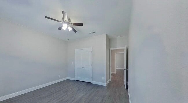 Building Photo - Move-In Ready 4-Bedroom Home with Timeless Appeal
