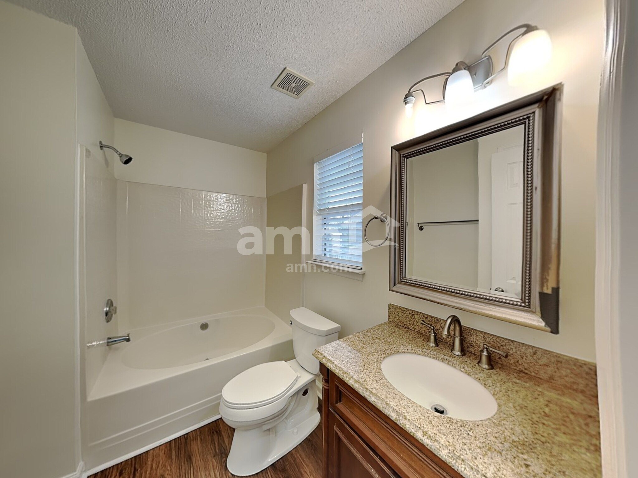 Building Photo - 14301 Blue Grass Dr