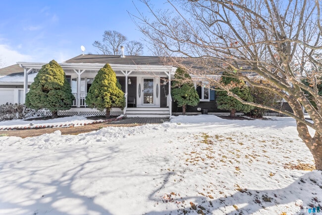 Building Photo - 75 Eureka Ave