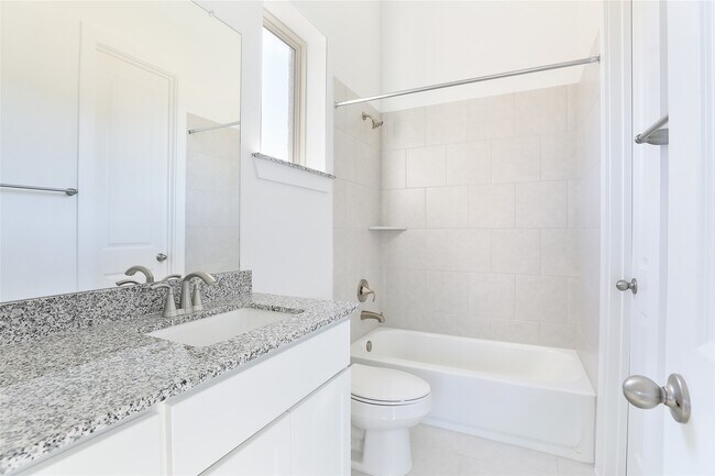 Building Photo - 4222 Ana Ridge Ln