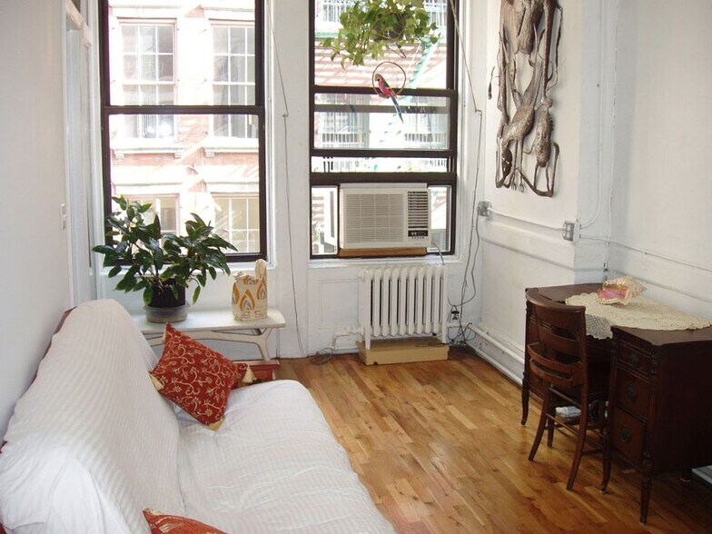 Building Photo - 169 Mercer St