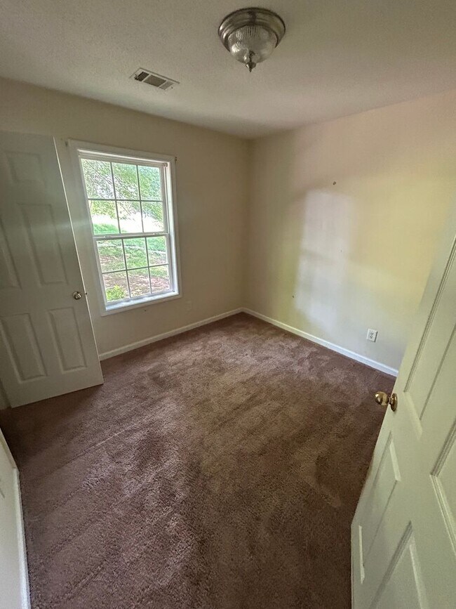Building Photo - 110 Widgeon Dr