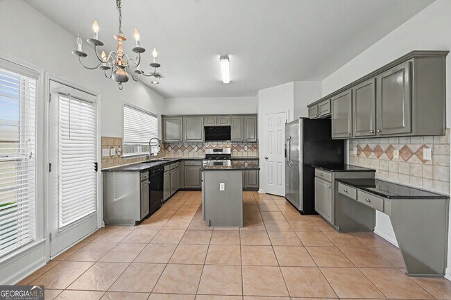 Building Photo - 8330 Grenadier Trail