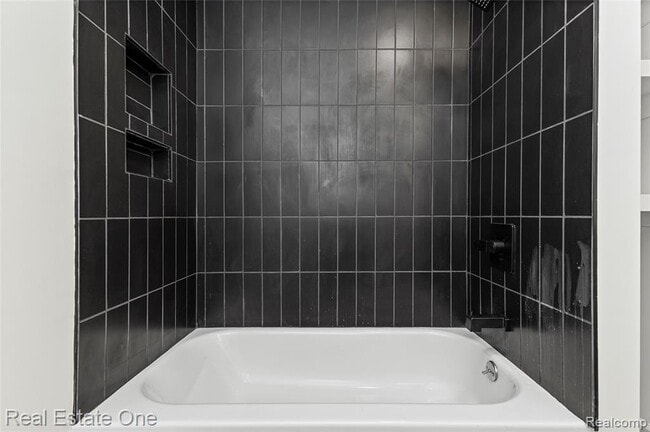 Building Photo - 2824 Williams St