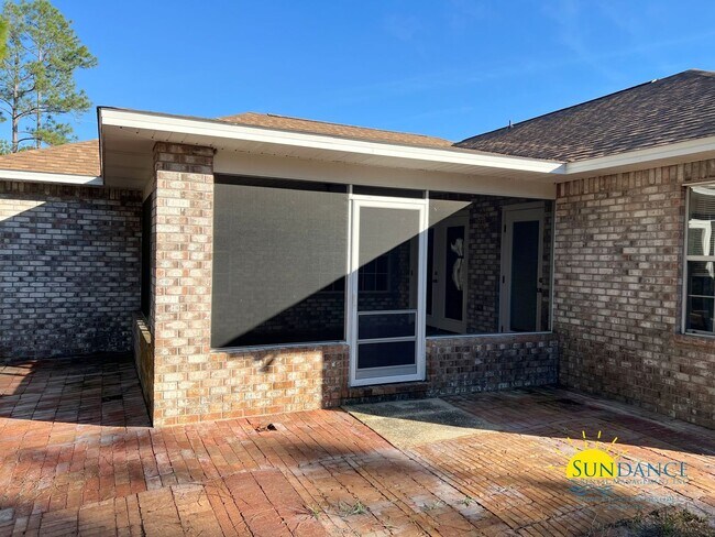 Building Photo - Stunning 4 Bedroom Home in Holley By The Sea