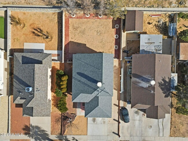 Building Photo - 3272 Urbici Soler Dr