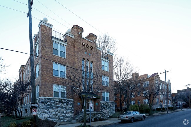 Building Photo - 3500-3510 Miami St