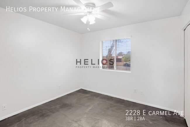 Building Photo - 2228 E Carmel Ave