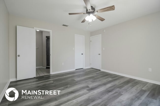 Building Photo - 6090 Alden Ave