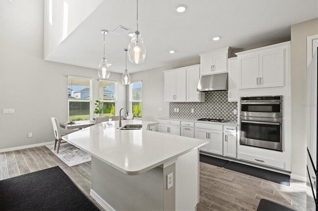 Building Photo - 9312 Tequila Sunrise Dr