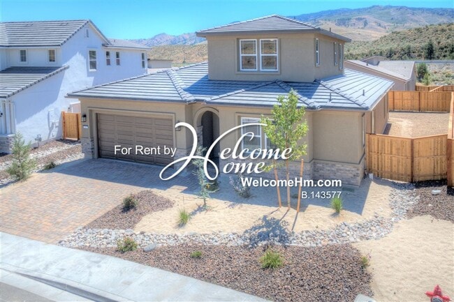 Building Photo - 262 Commodore Dr