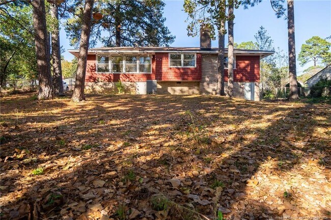 Building Photo - 1805 Catawba St
