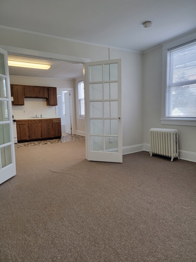 Building Photo - 114 Woodbridge Ave