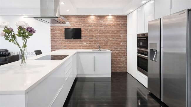 Building Photo - 500 Three Islands Boulevard